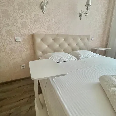 Apartment In Arcadia Odessa